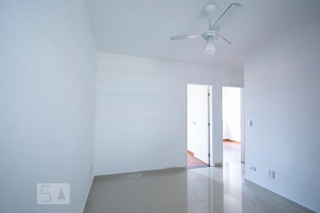 Sala de apartamento à venda com 2 quartos, 44m² em Santa Teresinha, São Paulo