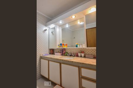 Apartamento para alugar com 320m², 3 quartos e 4 vagas Apartamento para alugar com 320m², 3 quartos e 4 vagasBanheiro Suíte 02