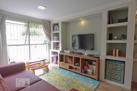 Sala de apartamento para alugar com 2 quartos, 80m² em City América, São Paulo