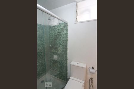 Apartamento para alugar com 80m², 2 quartos e 1 vaga Apartamento para alugar com 80m², 2 quartos e 1 vagaBanheiro