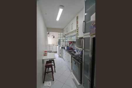 Apartamento para alugar com 80m², 2 quartos e 1 vaga Apartamento para alugar com 80m², 2 quartos e 1 vagaCozinha