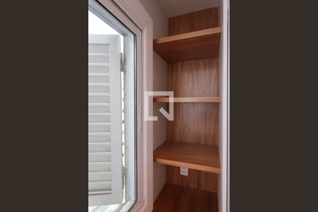 Apartamento para alugar com 130m², 2 quartos e 1 vagaDetlahe do Closet da suíte