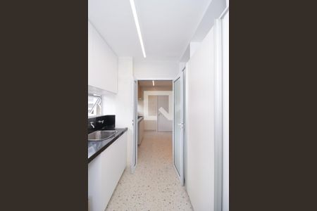 Apartamento para alugar com 130m², 2 quartos e 1 vagaÁrea de Serviço