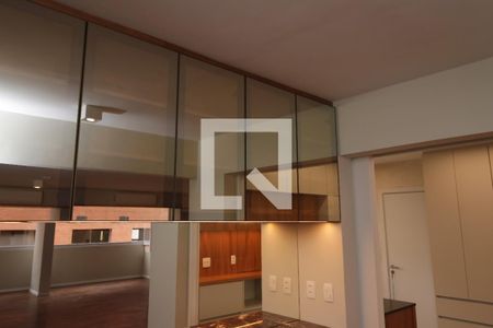 Apartamento para alugar com 130m², 2 quartos e 1 vagaSala - Armários