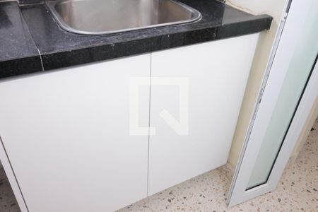 Apartamento para alugar com 130m², 2 quartos e 1 vagaÁrea de Serviço - Armários