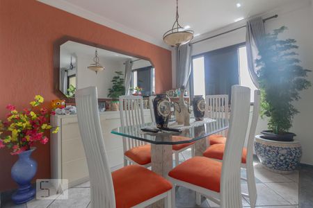 Sala de apartamento à venda com 3 quartos, 209m² em Vila Monumento, São Paulo