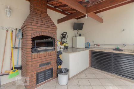 Apartamento à venda com 209m², 3 quartos e 3 vagas Apartamento à venda com 209m², 3 quartos e 3 vagasCobertura