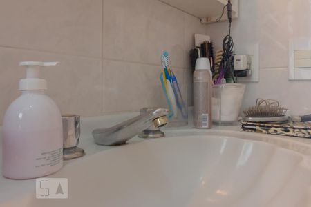 Banheiro de apartamento à venda com 3 quartos, 209m² em Vila Monumento, São Paulo