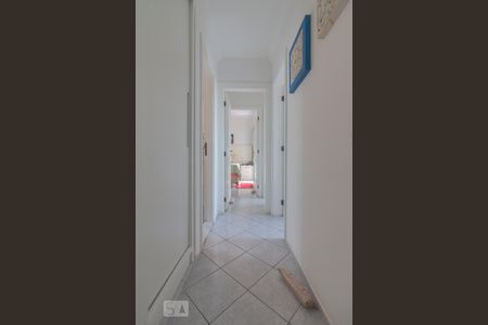 Corredor de apartamento à venda com 3 quartos, 209m² em Vila Monumento, São Paulo