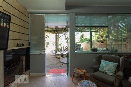 Casa à venda com 350m², 4 quartos e 3 vagas Casa à venda com 350m², 4 quartos e 3 vagassala 3