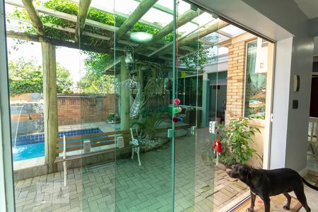 Casa à venda com 350m², 4 quartos e 3 vagas Casa à venda com 350m², 4 quartos e 3 vagasJardim