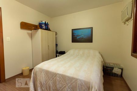 Casa à venda com 350m², 4 quartos e 3 vagas Casa à venda com 350m², 4 quartos e 3 vagasquarto 4