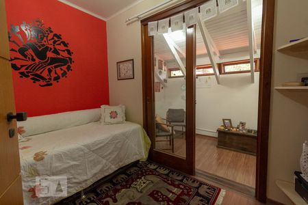 Casa à venda com 350m², 4 quartos e 3 vagas Casa à venda com 350m², 4 quartos e 3 vagasquarto 1