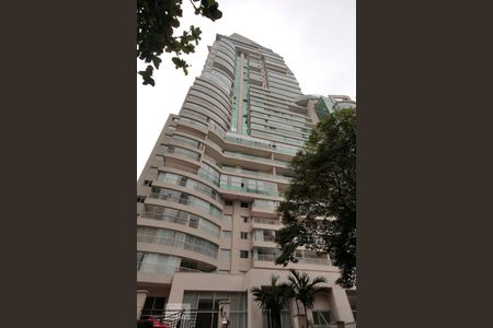 Apartamento para alugar com 105m², 1 quarto e 2 vagasFachada