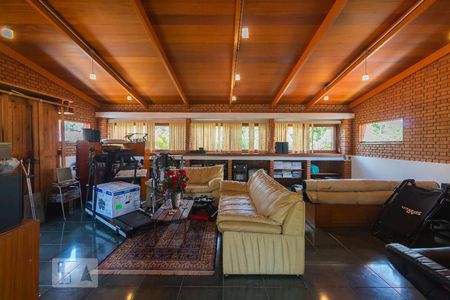 Casa à venda com 600m², 4 quartos e 4 vagasQuarto Suíte 3