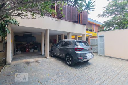Casa à venda com 600m², 4 quartos e 4 vagasGaragem