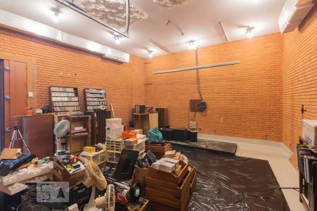 Casa à venda com 600m², 4 quartos e 4 vagasSala Home Theater