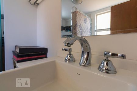 Casa à venda com 600m², 4 quartos e 4 vagasBanheiro - Quarto Suíte 3