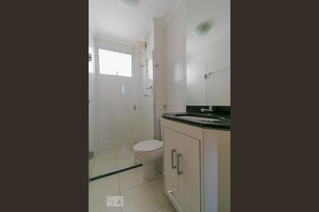 Apartamento para alugar com 66m², 2 quartos e 2 vagas Apartamento para alugar com 66m², 2 quartos e 2 vagasBanheiro