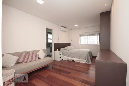 Apartamento para alugar com 213m², 3 quartos e 4 vagasSuíte 1