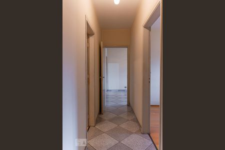 Apartamento para alugar com 90m², 3 quartos e sem vagaCorredor