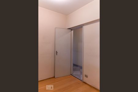 Apartamento para alugar com 90m², 3 quartos e sem vagaQuarto 3