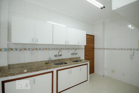 Studio para alugar com 130m², 3 quartos e sem vagaCozinha