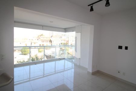 Apartamento para alugar com 74m², 2 quartos e 1 vagaSala 