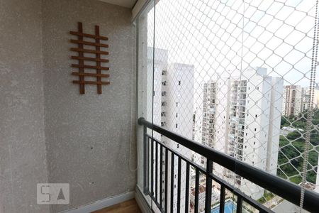 varanda de apartamento à venda com 3 quartos, 64m² em Jardim Caboré, São Paulo