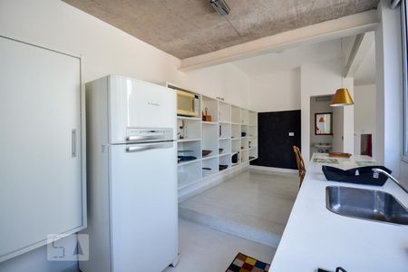 Cozinha de casa para alugar com 2 quartos, 90m² em Sumaré, São Paulo