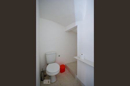 Lavabo de casa para alugar com 2 quartos, 90m² em Sumaré, São Paulo