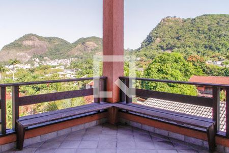 Casa de condomínio à venda com 579m², 5 quartos e 4 vagasVaranda Quarto 2 suíte
