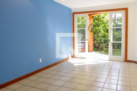 Casa de condomínio à venda com 579m², 5 quartos e 4 vagasSala de Jantar