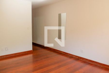 Casa de condomínio à venda com 579m², 5 quartos e 4 vagasQuarto 4 suíte