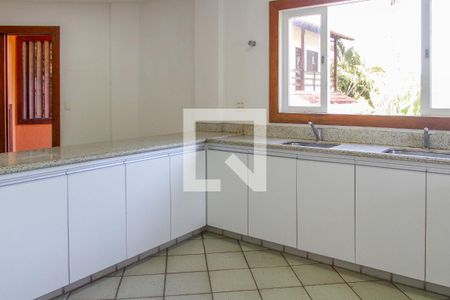 Casa de condomínio à venda com 579m², 5 quartos e 4 vagasCozinha