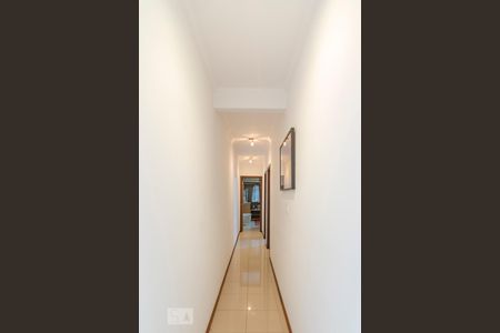 Corredor de apartamento para alugar com 2 quartos, 160m² em Vila Assunção, Santo André