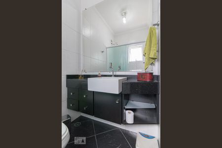 Banheiro da Suite de apartamento para alugar com 2 quartos, 160m² em Vila Assunção, Santo André