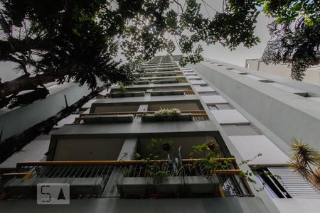 Apartamento à venda com 200m², 3 quartos e 2 vagasFachada  