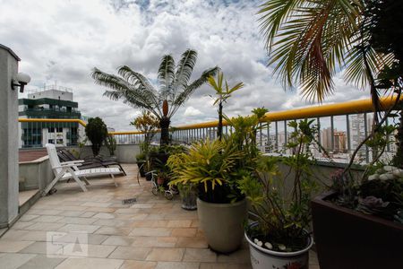 Apartamento à venda com 200m², 3 quartos e 2 vagasCobertura 