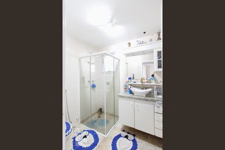 Apartamento à venda com 200m², 3 quartos e 2 vagasBanheiro Social 