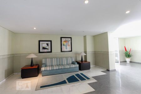 Apartamento à venda com 200m², 3 quartos e 2 vagasHall