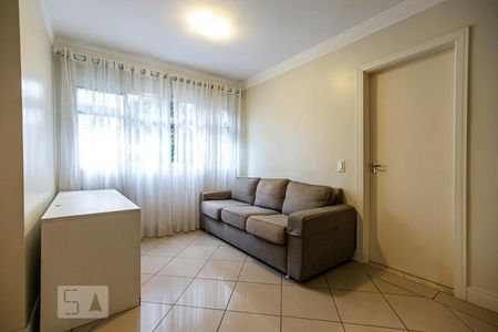 Apartamento para alugar com 76m², 2 quartos e 1 vagaSala