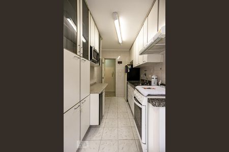 Apartamento para alugar com 76m², 2 quartos e 1 vagaCozinha