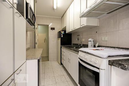 Apartamento para alugar com 76m², 2 quartos e 1 vagaCozinha