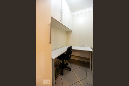 Apartamento para alugar com 76m², 2 quartos e 1 vagaEscritório