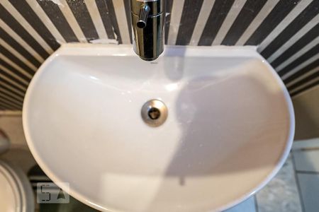 Apartamento para alugar com 76m², 2 quartos e 1 vagaBanheiro