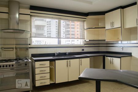 COZINHA de apartamento à venda com 4 quartos, 330m² em Santana, São Paulo