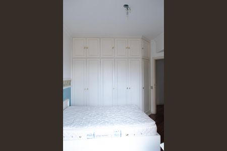 Apartamento à venda com 330m², 4 quartos e 5 vagasQUARTO 2 SUITE