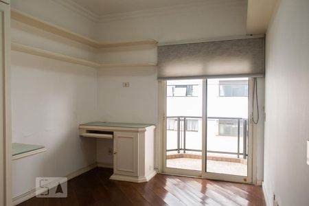 Apartamento à venda com 330m², 4 quartos e 5 vagasQUARTO 3 SUITE