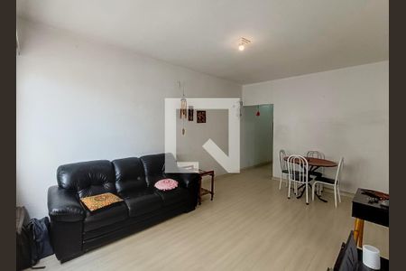 Apartamento à venda com 106m², 3 quartos e sem vaga Apartamento à venda com 106m², 3 quartos e sem vagaSala
